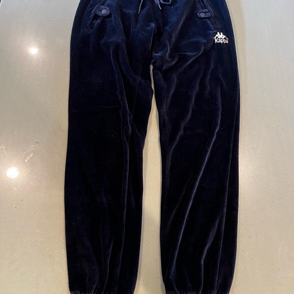 Kappa velour sweatpants. Black, size XS. Perfect condition, worn once. - Picture 2 of 6
